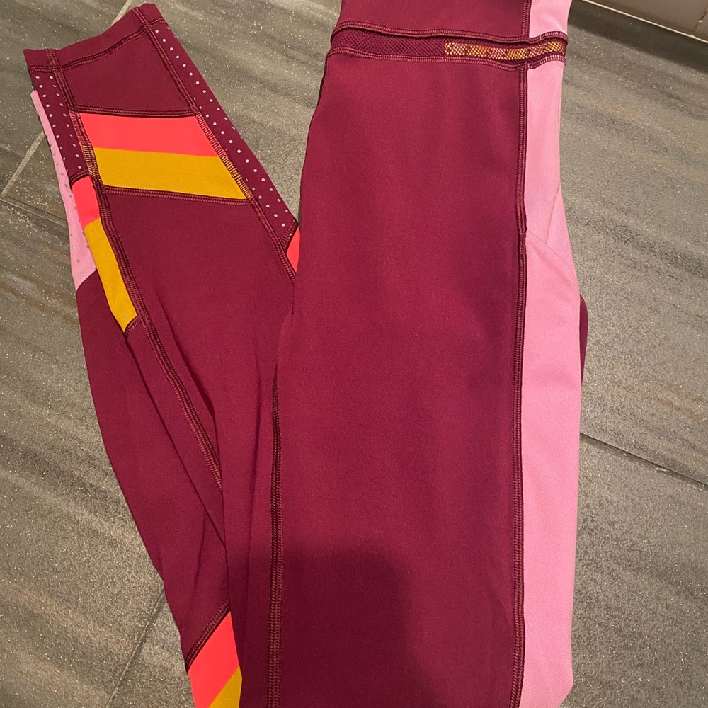 Roksanda lululemon leggings collab